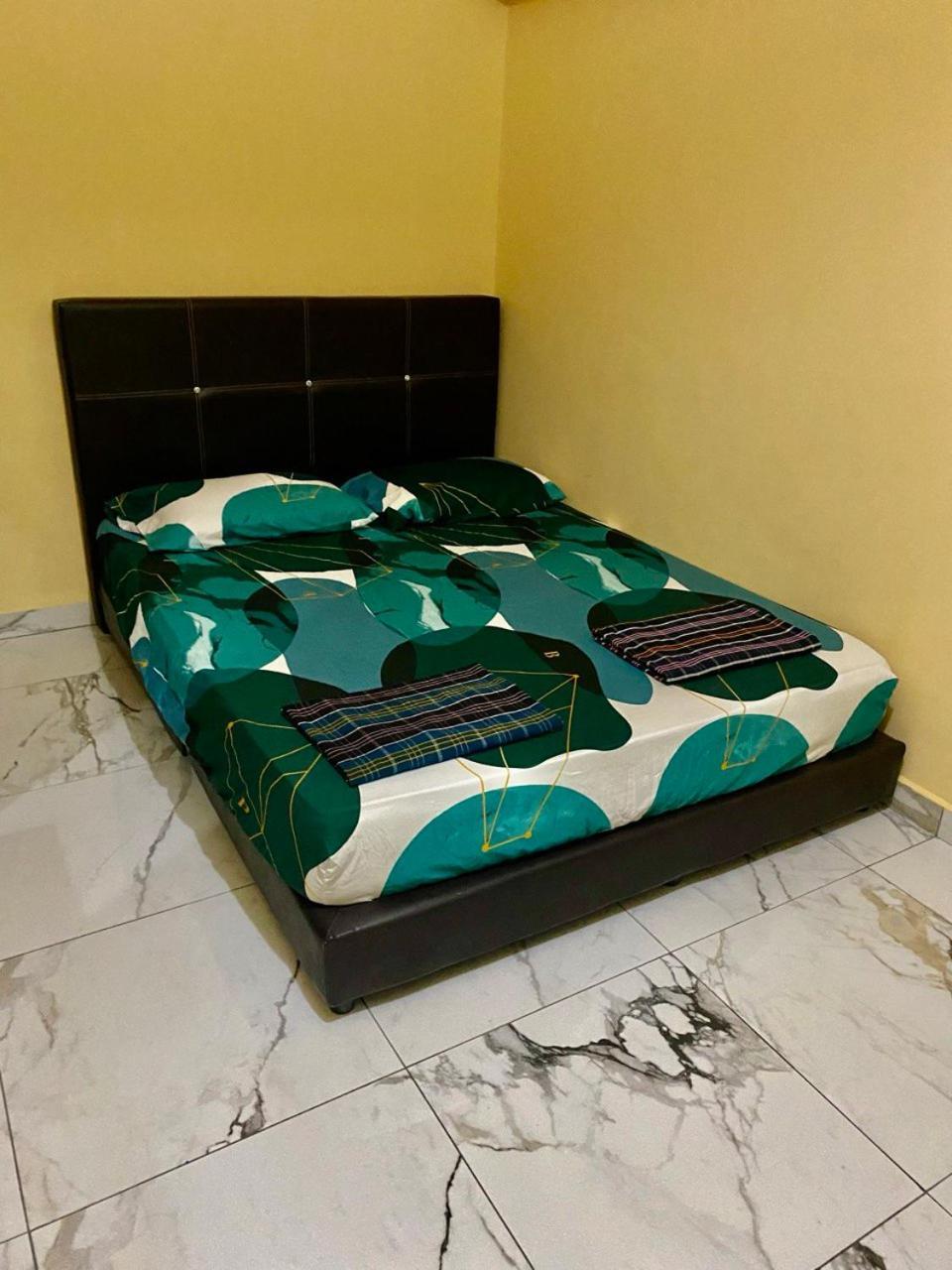 Purnama Homestay At Oceanview Resort Port Dickson Bagian luar foto