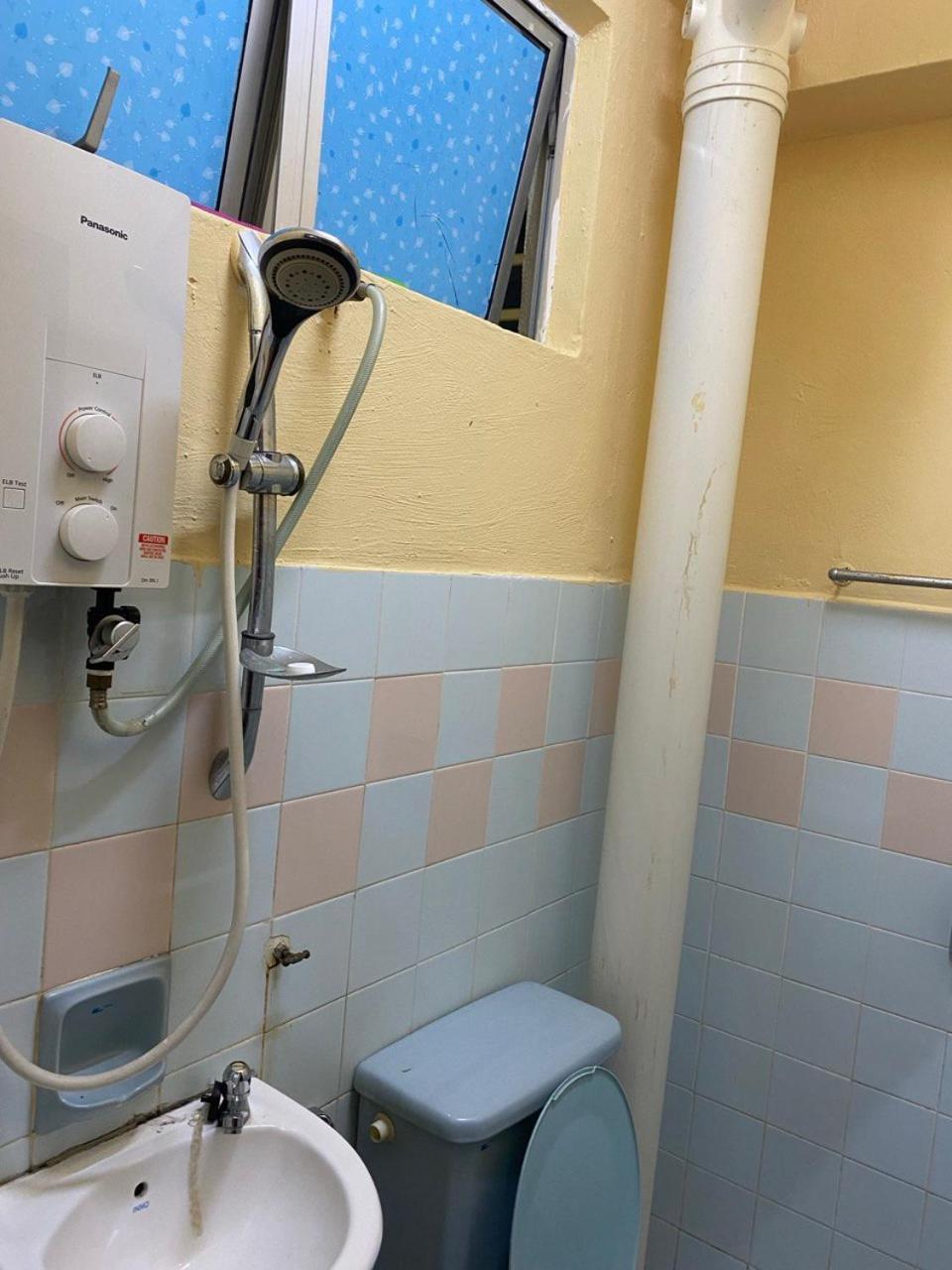 Purnama Homestay At Oceanview Resort Port Dickson Bagian luar foto
